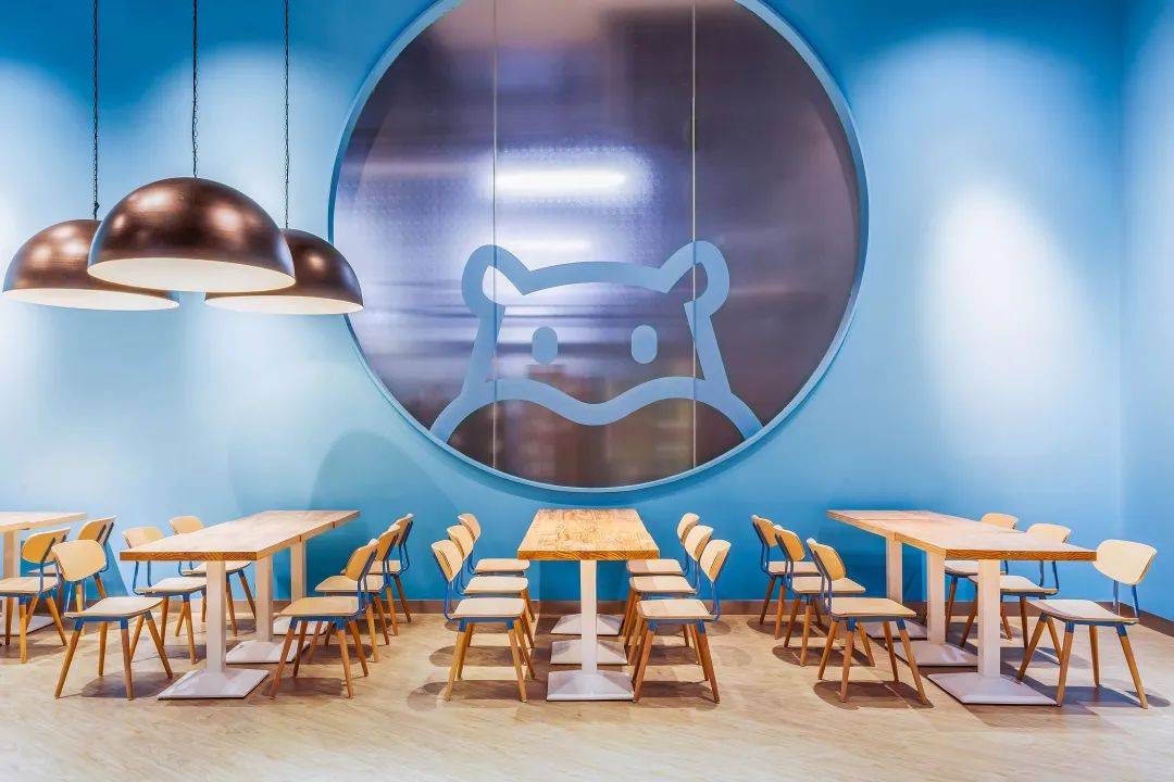 藤县阿里巴巴盒马机器人餐厅，打造未来概念的餐饮空间设计